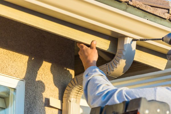 Aluminum Rain Gutter Service in Snohomish